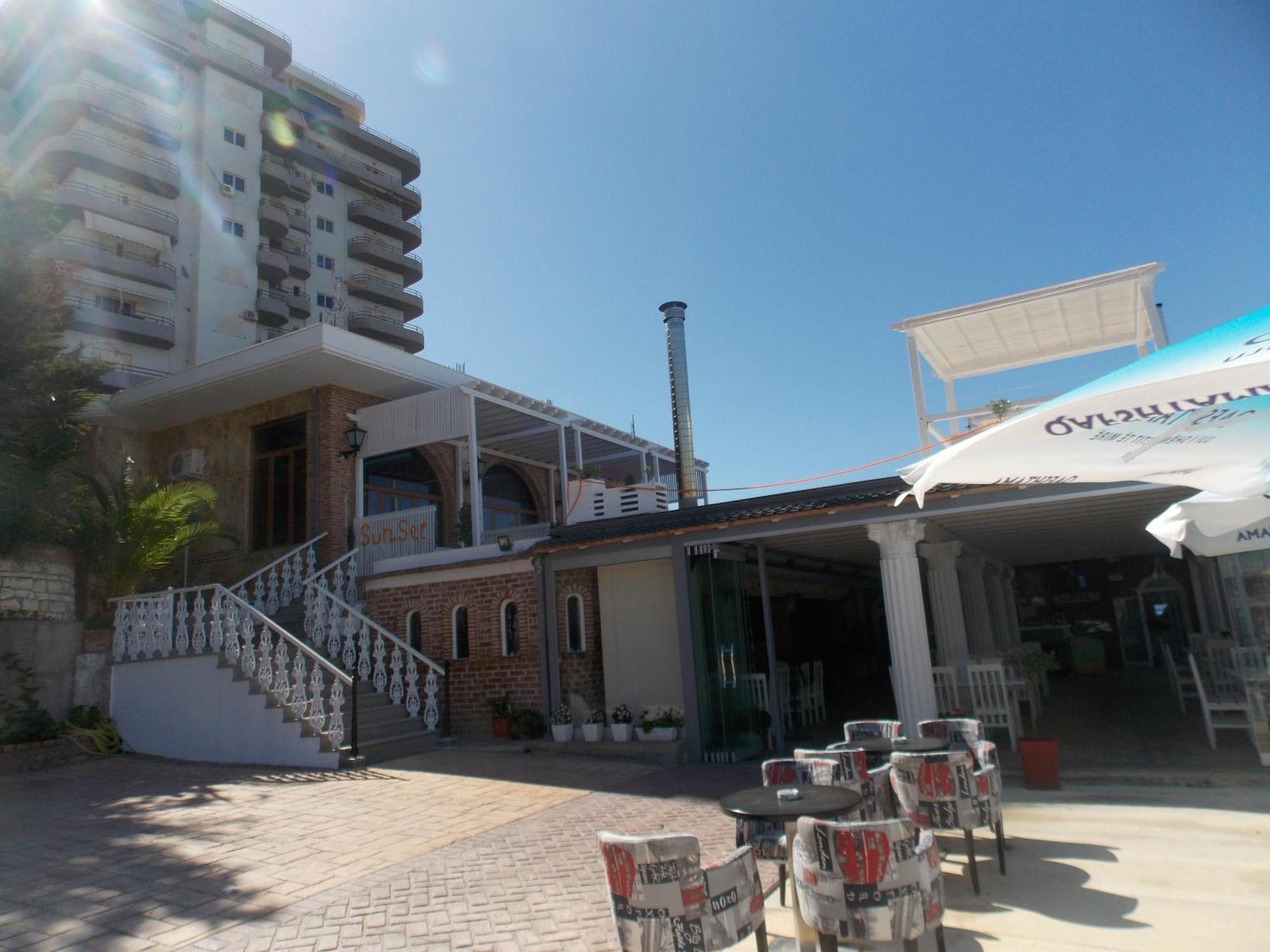 Sunset Suites Саранде Екстериор снимка