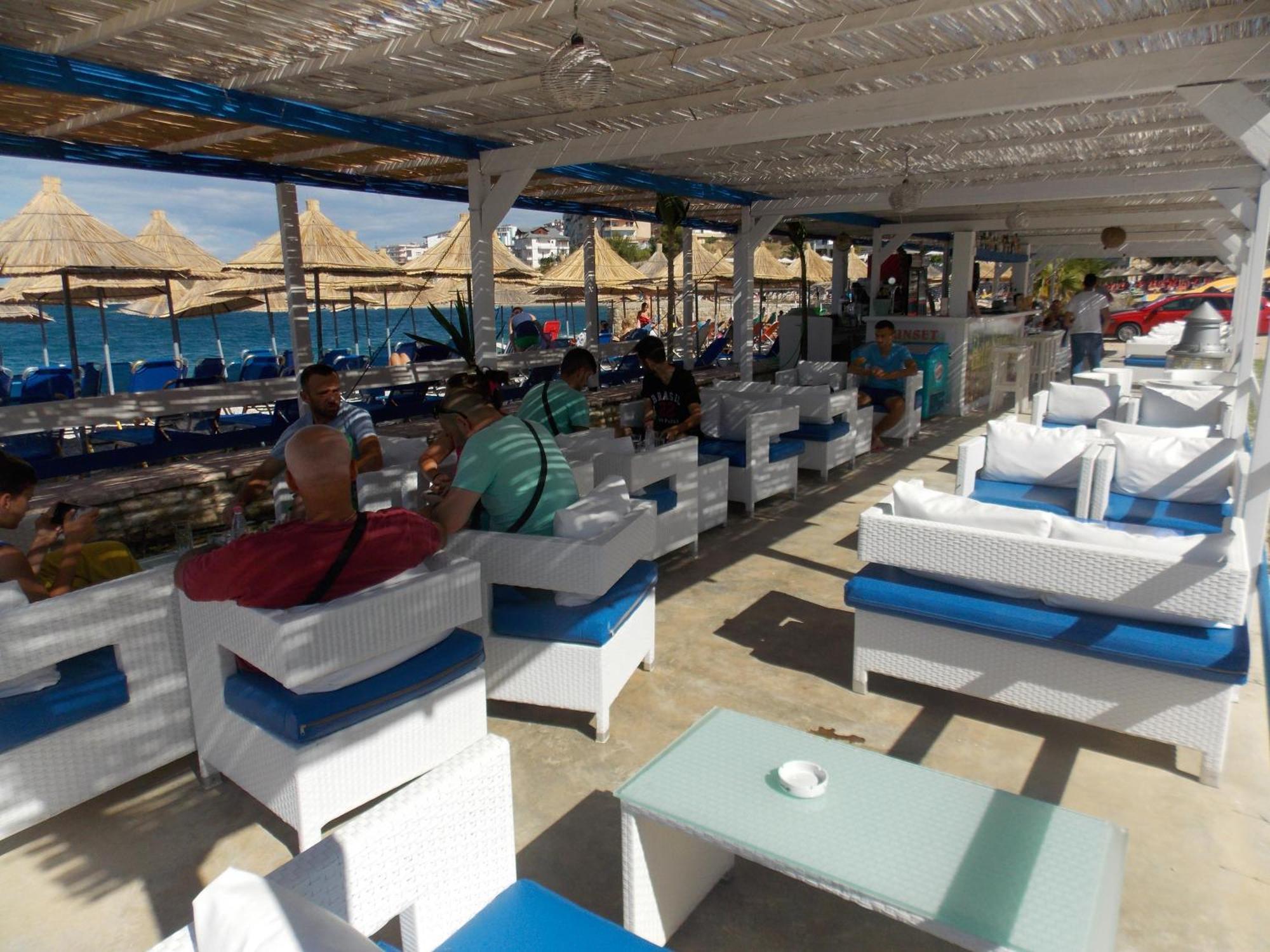 Sunset Suites Саранде Екстериор снимка